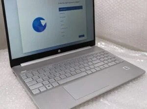 HP 15s-fq1003na i5 10th gen, 8GB RAM, 512GB SSD, Win11Pro 15.6″ laptop