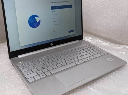 HP 15s-fq1003na i5 10th gen, 8GB RAM, 512GB SSD, Win11Pro 15.6″ laptop