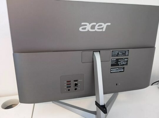 Acer Aspire C24-1650 23.8″ All-In-One PC (8GB RAM, 256GB SSD, Intel Core i3)