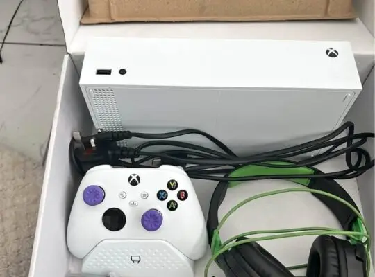 Xbox series s 512gb digital console