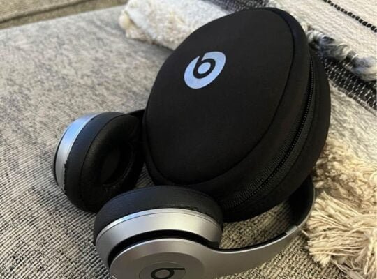 Beats Solo Wireless Headphones
