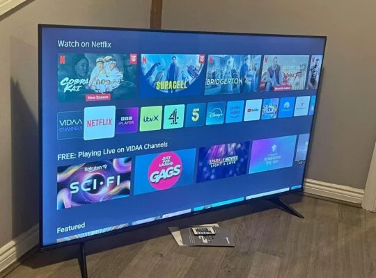 Smart tv 55 Hisense 4K excellent condition £250