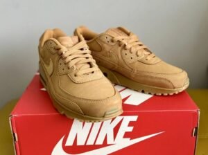 🔥Brand New Nike Air Max 90 PRM Winter TRK3 Trainers UK 8🔥