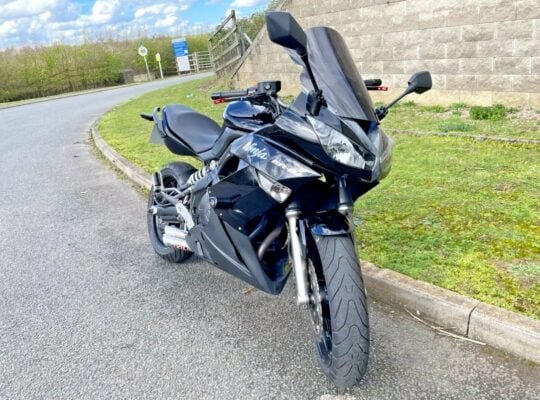 2009 (59) Kawasaki ER6F 650 Motorcycle ER6 ER6N 600 Commuter