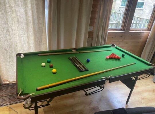 Snooker/Pool table complete set for sale
