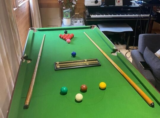 Snooker/Pool table complete set for sale
