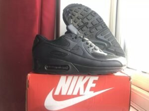 Nike Air Max 90 Triple Black Trainers Shoes- Size 8