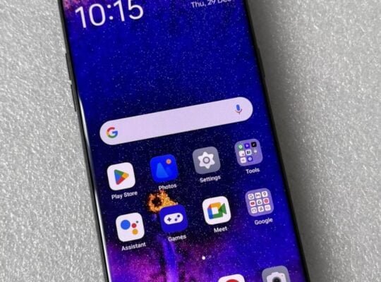 Oppo Find X5 pro + 50W wireless charger