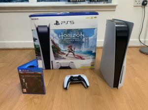 PS5 disc console 825GB and controller