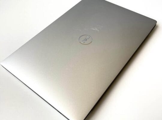 Dell XPS 13 intel i7 16GB RAM 1TB SSD 13.3″FHD Display Laptop