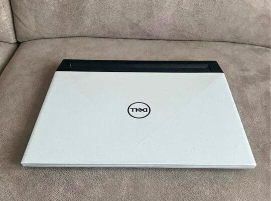 Dell gaming laptop G15 5525 ryzen 7 limited edition Gforce
