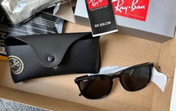 Ray Ban Sunglasses Black Frame NEW IN BOX (Genuine)