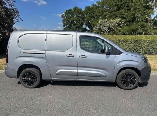 2020 Citroen Berlingo Blue HDi 950 Driver XL Panel Van