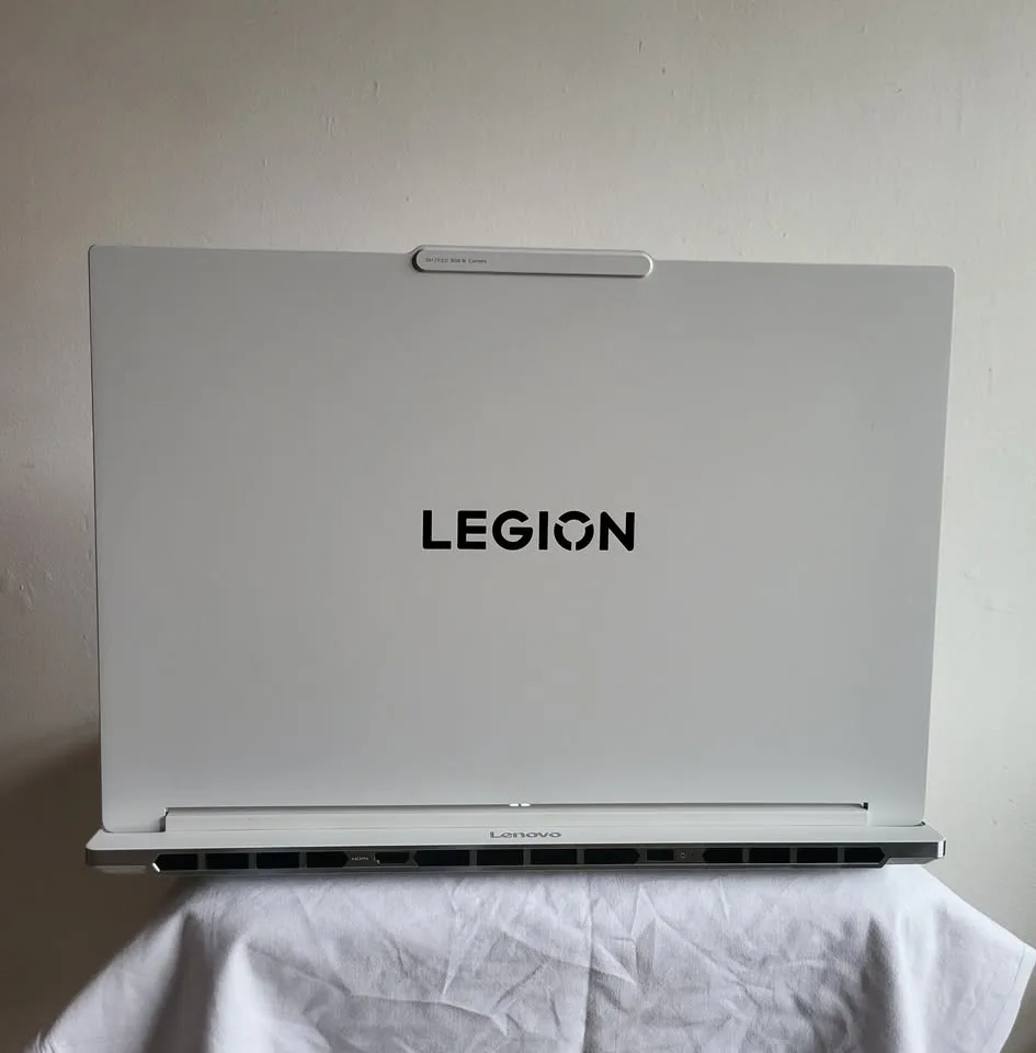 Lenovo Legion 7 (2025) 16 inch Ultra 7 1TB SSD 32GB RAM