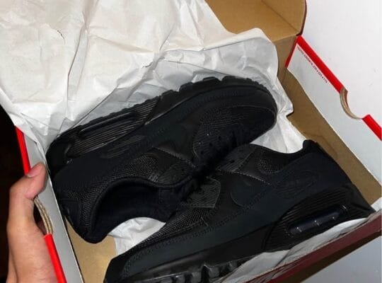 Nike air max 90 Size 8 Brand new