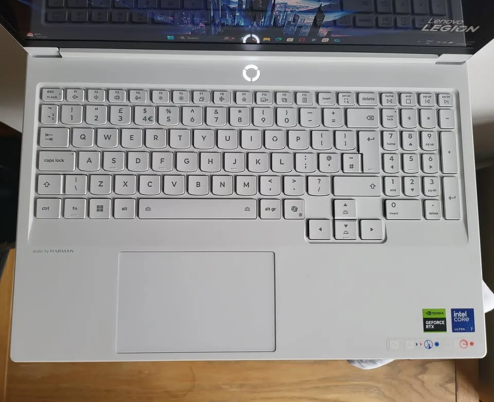 Lenovo Legion 7 (2025) 16 inch Ultra 7 1TB SSD 32GB RAM