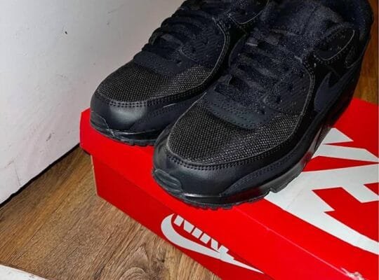 Nike air max 90 Size 8 Brand new