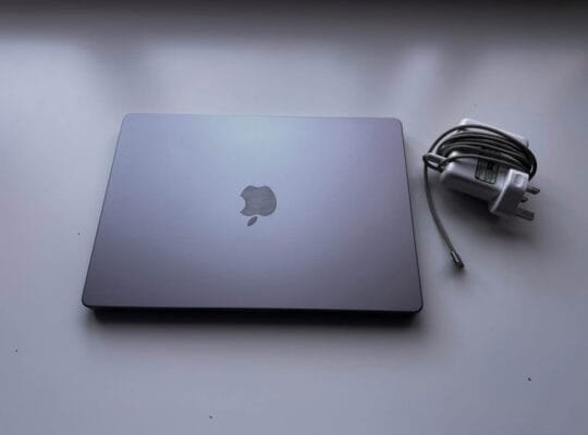 Apple MacBook Pro 2023 14″