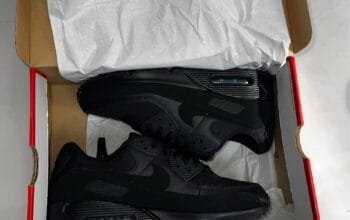 Nike air max 90 Size 8 Brand new