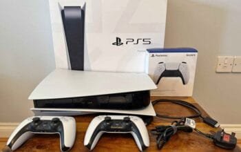 PS5 CONSOLE – 825GB – DISK EDITION – ADDITIONAL CONTROLLER