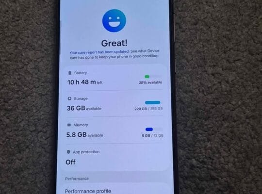 Samsung Galaxy S24 Ultra 256GB Unlocked Excellent condition